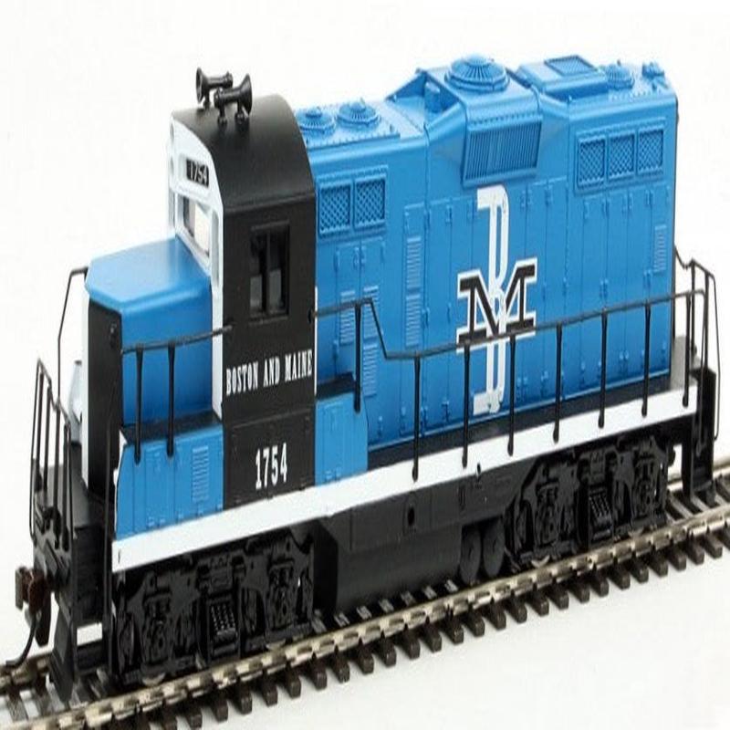 Walthers Trainline HO 931-451 EMD GP9M, Boston and Maine #1754